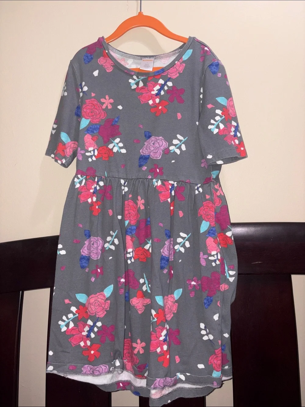 Gymboree Gray Floral Short Sleeve Dress with Pink, Red, Purple and Blue Accents